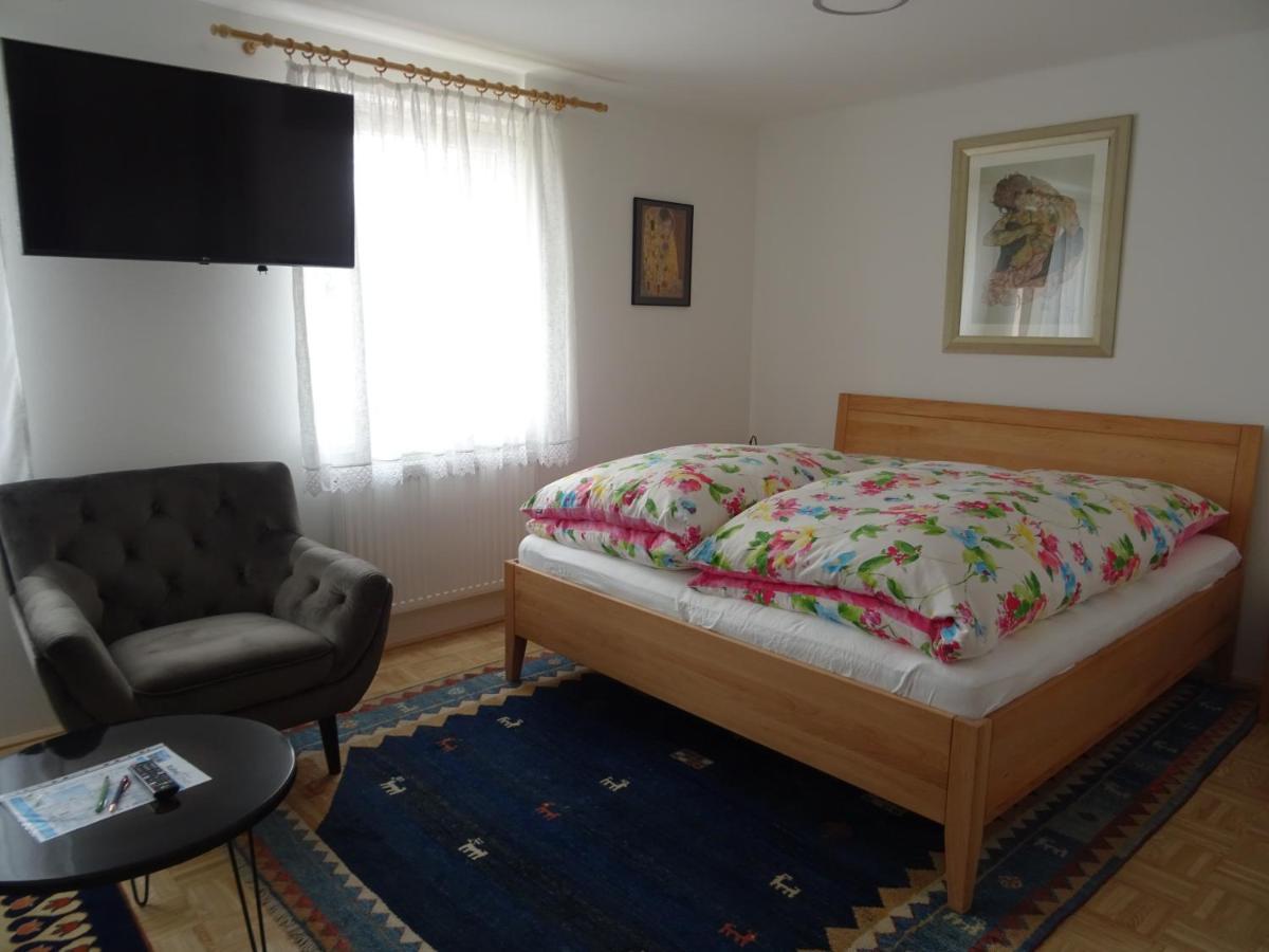 Homely Apartment In The Center With Garden View Gmunden Dış mekan fotoğraf