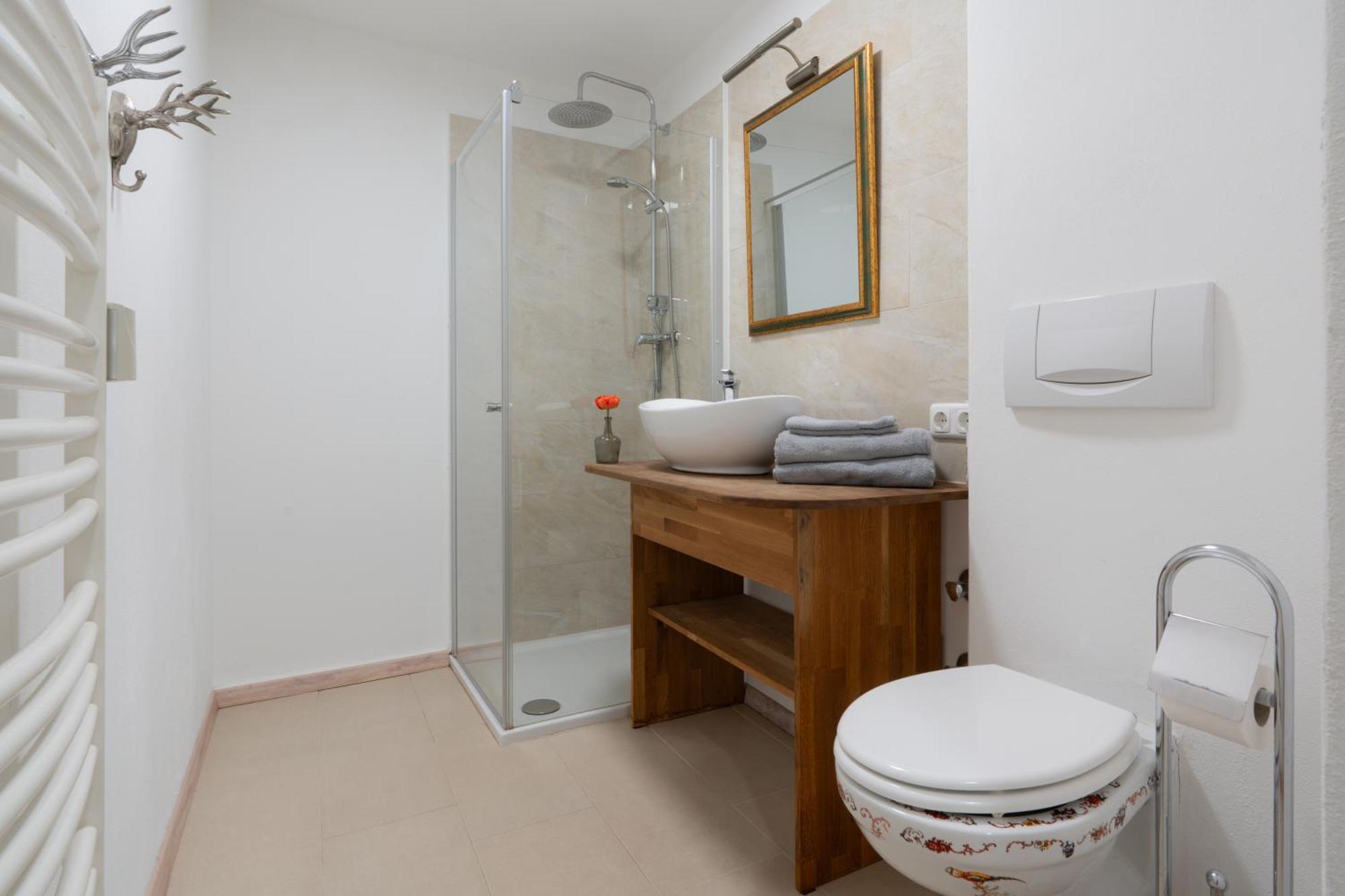 Homely Apartment In The Center With Garden View Gmunden Dış mekan fotoğraf