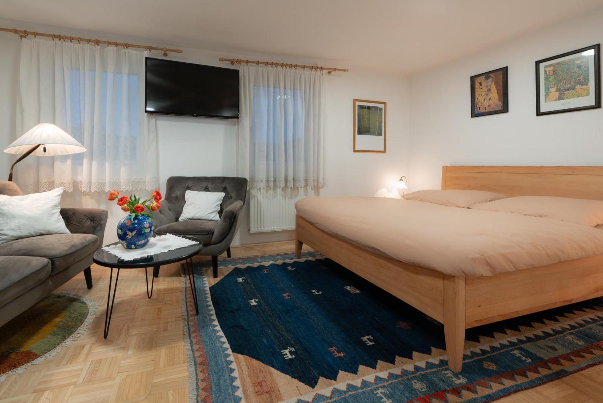 Homely Apartment In The Center With Garden View Gmunden Dış mekan fotoğraf